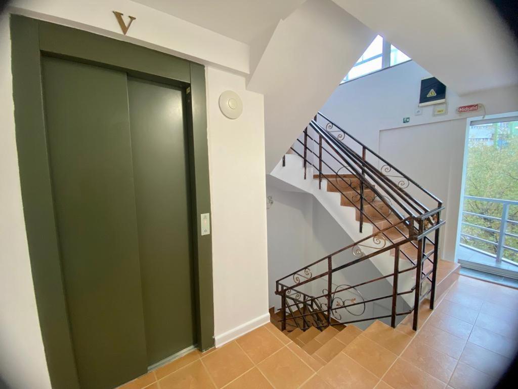 Kpm Downtown Apartments 布加勒斯特 外观 照片