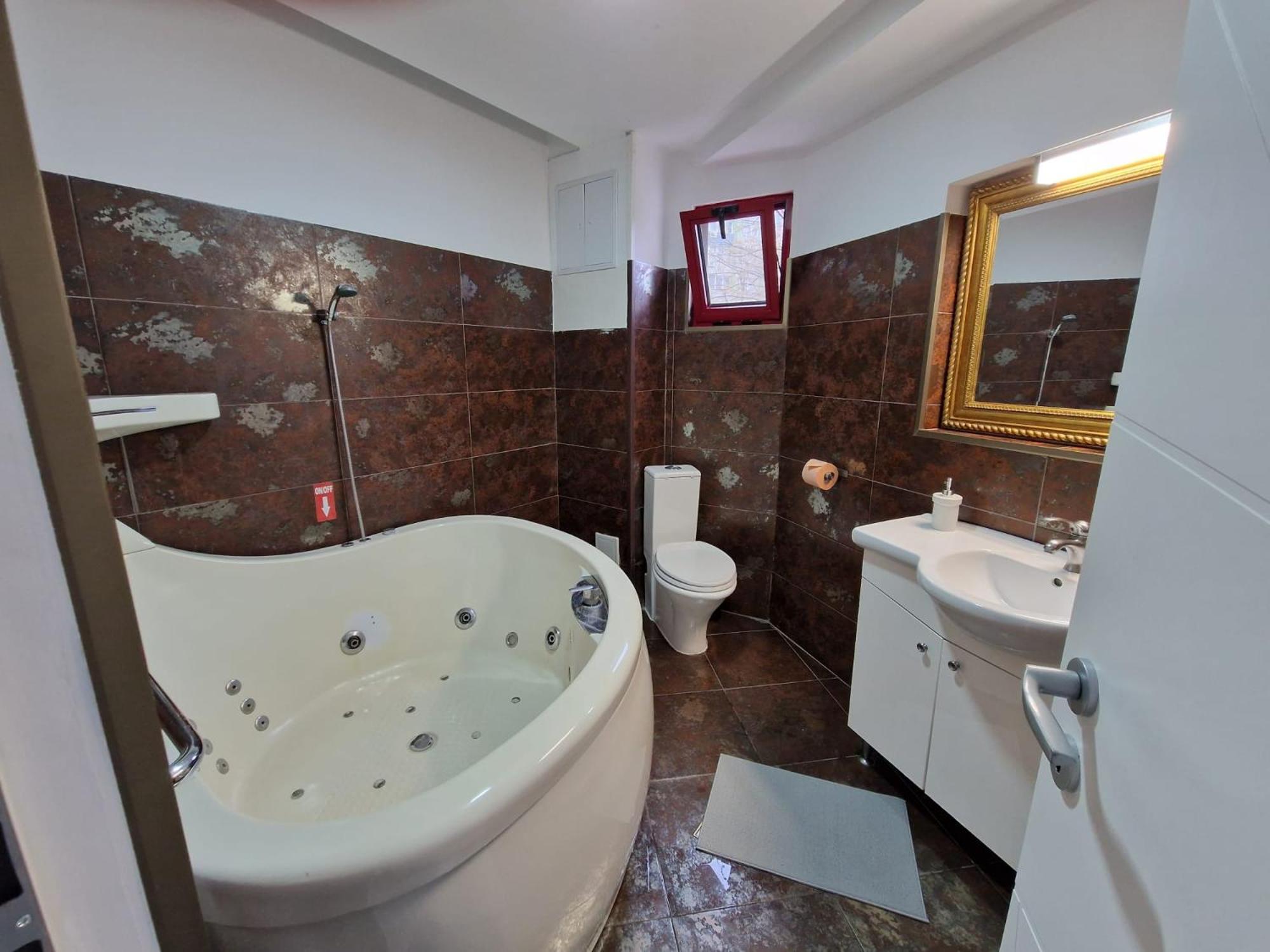 Kpm Downtown Apartments 布加勒斯特 外观 照片